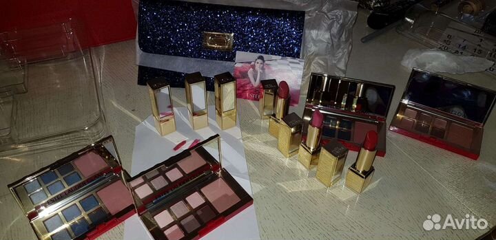 Набор косметики помада тени клатч