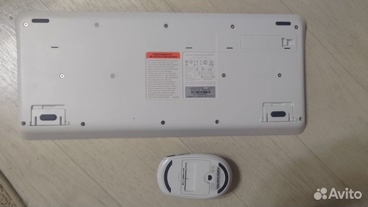 Беспроводные клавиатура и мышь Microsoft 3000 v2.0