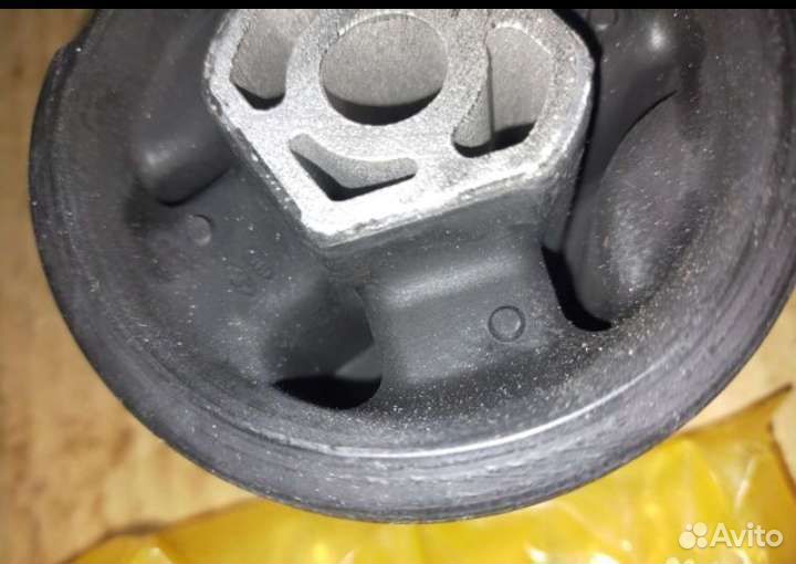 Сайлентблок Kia Hyundai 551602K000