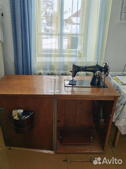 Швейная машина