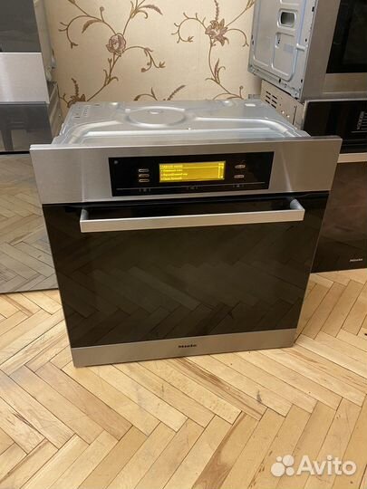 Духовой шкаф Miele