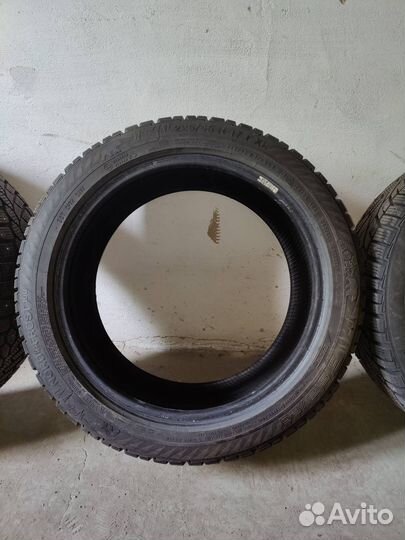Gislaved Nord Frost 200 225/45 R17 94T
