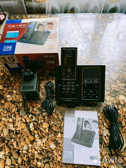 Бесшнуровой телефонный аппарат тх-D7400