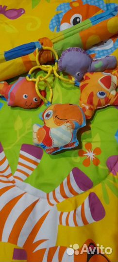 Развивающий коврик