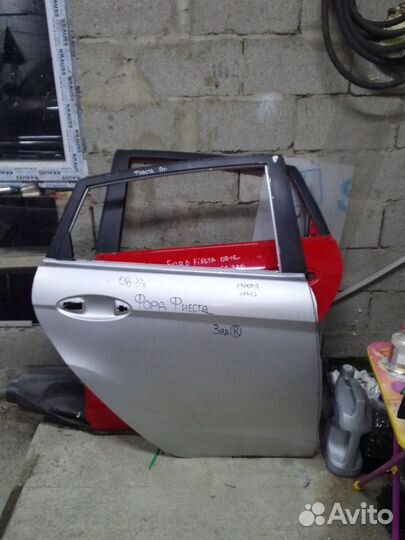 Задняя Левая и Правая дверь Форд Фиеста 6