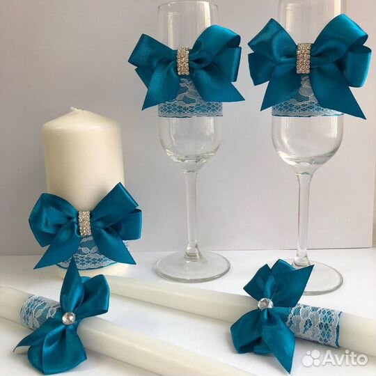 Свадебные свечи и бокалы