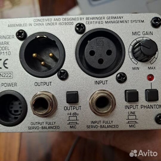 Микрофонный предусилитель Behringer Shark DSP 110