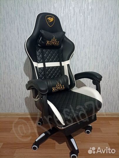 Геймерское кресло Royal с подножкой