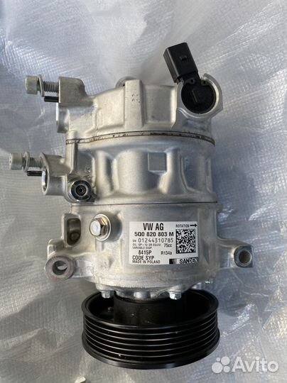 Компрессор кондиционера Volkswagen crafter