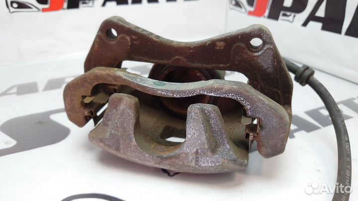 Суппорт тормозной передний Mitsubishi Lancer X (20