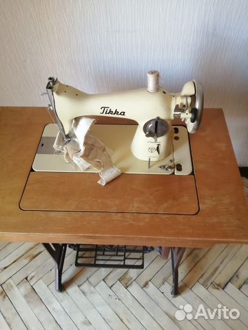 Швейная машинка 
