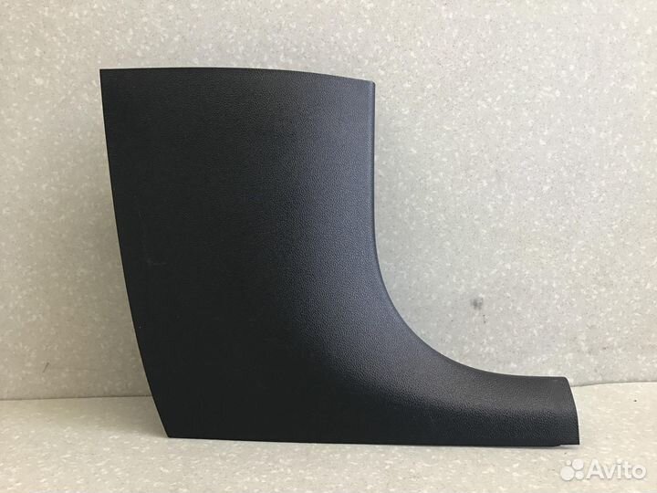 Накладка порога (внутренняя) Skoda Rapid 1 (NH3) 2012-2020 5JA863484A