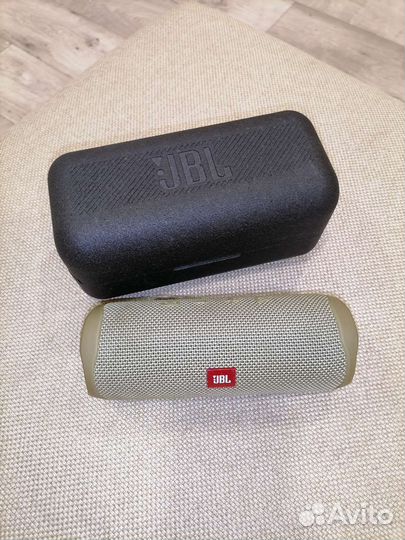 Калонка jbl flip 5