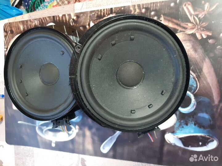 Колонки VW jetta 6