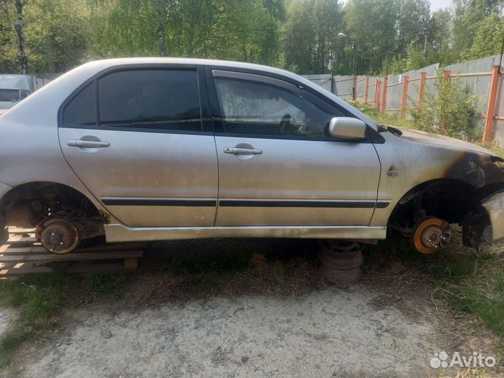 Запчасти лансер 9