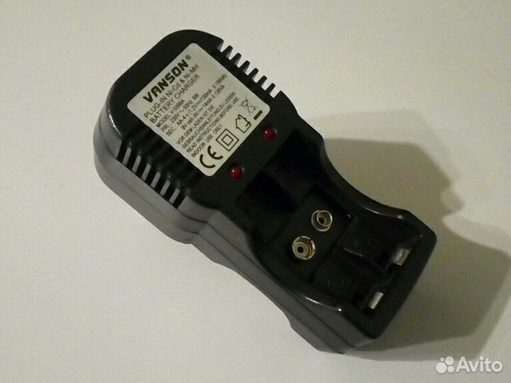 Зарядка для аккумуляторных батареек аа и ааа