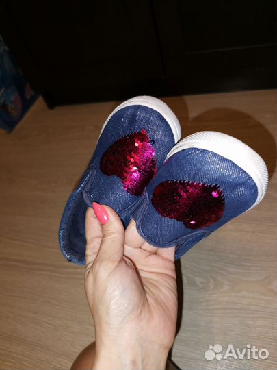 Обувь для девочки