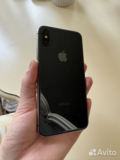 iPhone X, 64 ГБ