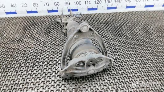 Стойка передняя правая audi Q7 (BAD02N501)