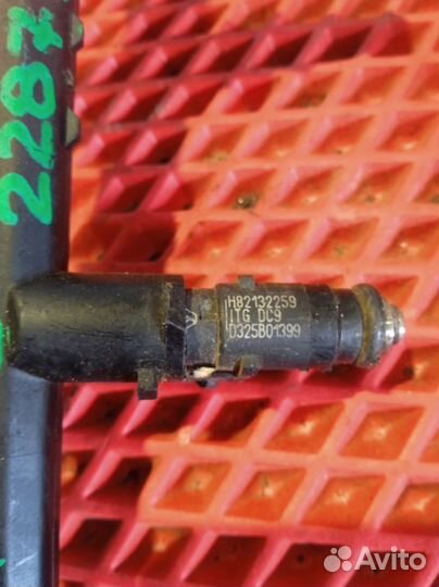 Рампа топливная Renault Megane 2