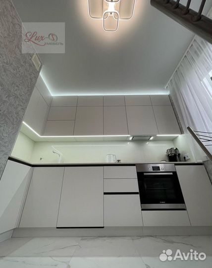 Кухня. Влагостойкая столешница