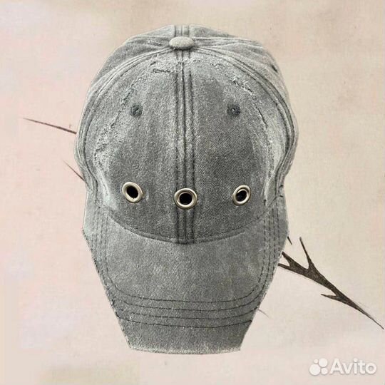 Самая идейная кепка в россии