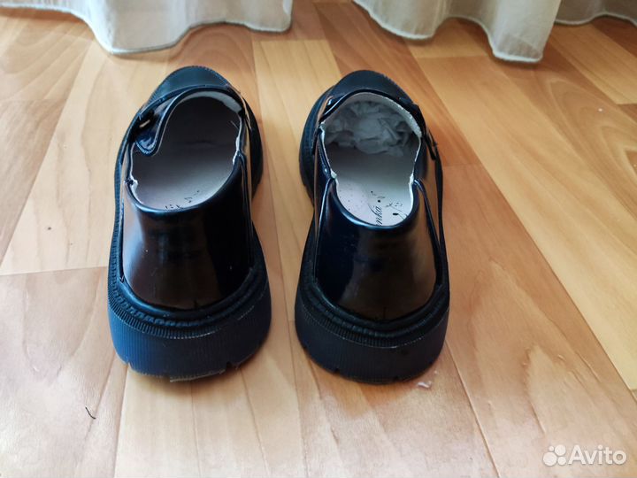 Лоферы для девочки 34 размер