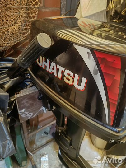 Мотор tohatsu 9.8