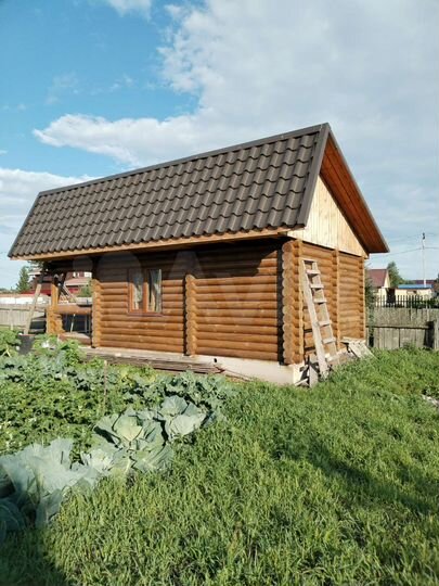 Дом 36 м² на участке 8 сот.