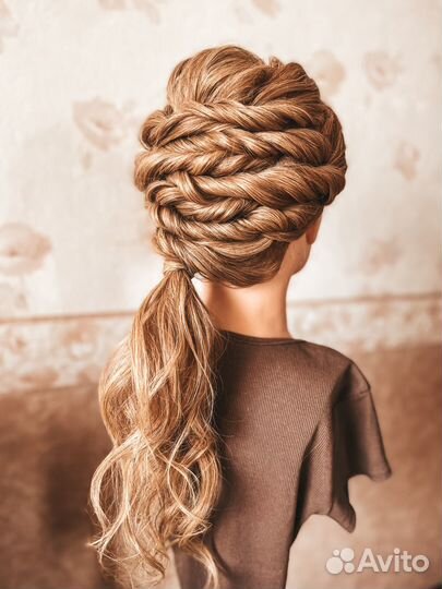 Локоны, прически