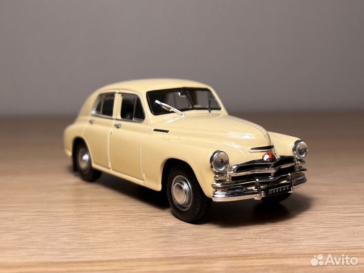 Модель Газ М20 Победа 1:43