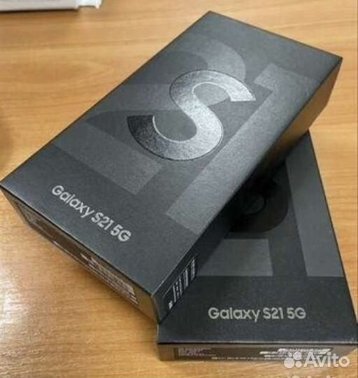 Samsung Galaxy S21, 8/128 ГБ