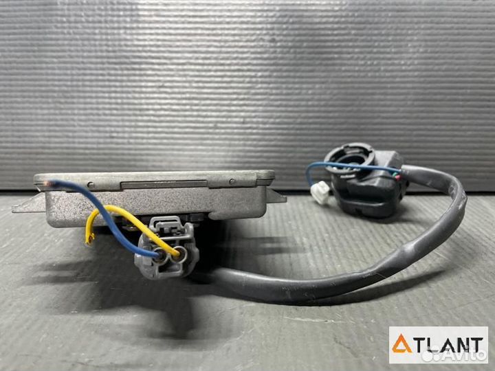 Блок ксенона mazda MPV