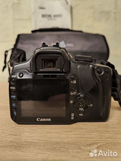 Зеркальный фотоаппарат Canon EOS 400D Kit