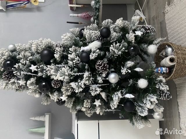 Продам елку искусственную красивую