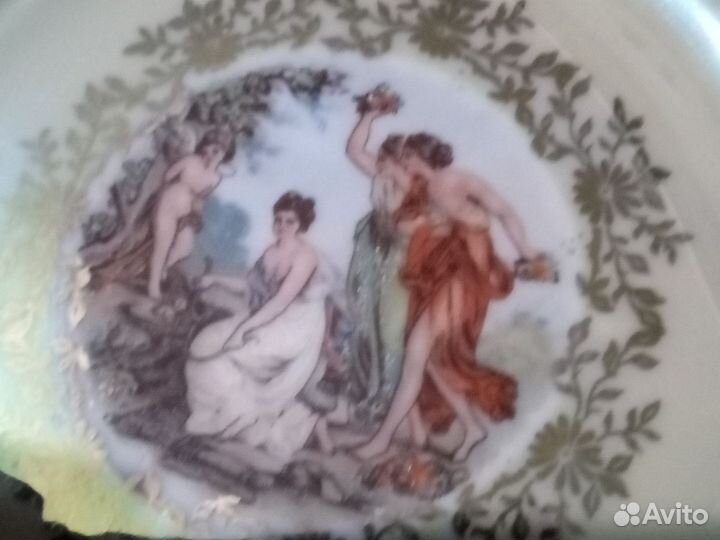 Тарелки из сервиза Мадонна 19 см