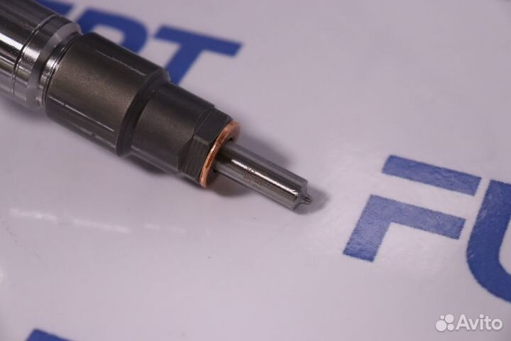Форсунка топливная 0445120415