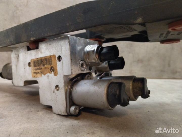 Блок клапанов гидроподвески Bmw X5 E70 2007