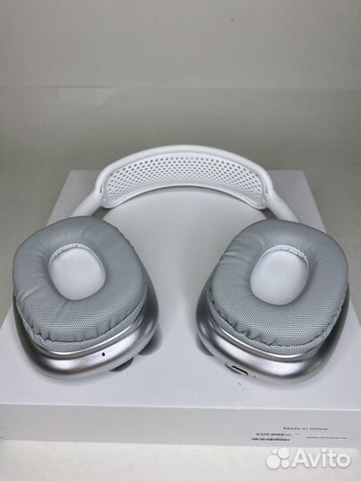 Беспроводные наушники