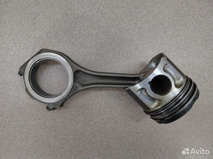 Поршень, шатун VAG 2,5TDI V6 AFB