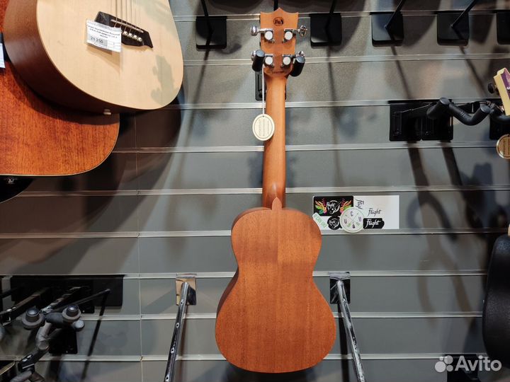 Flight AUC-33 cupcake - Укулеле