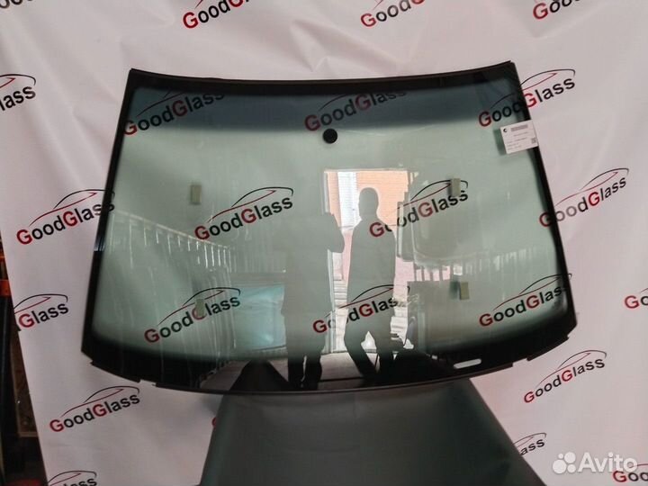 Автостекло skoda octavia