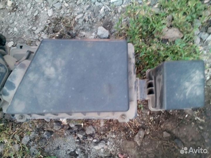 Корпус воздушного фильтра Ford Focus I 1998-2005