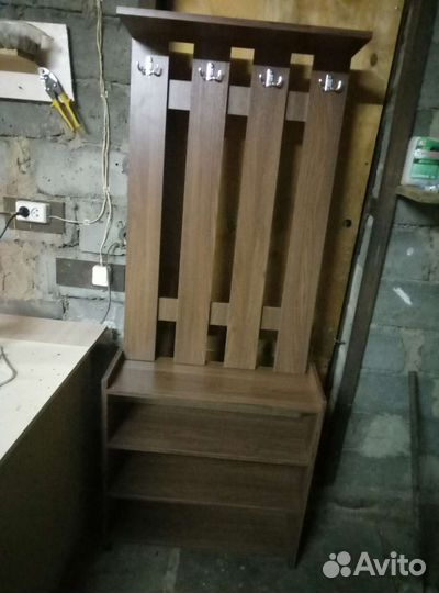 Вешалка с обувной полкой в комплекте