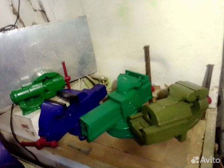Тиски слесарные