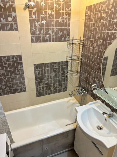 3-к. квартира, 110 м², 3/17 эт.