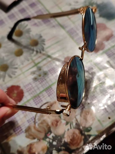 Солнцезащитные очки