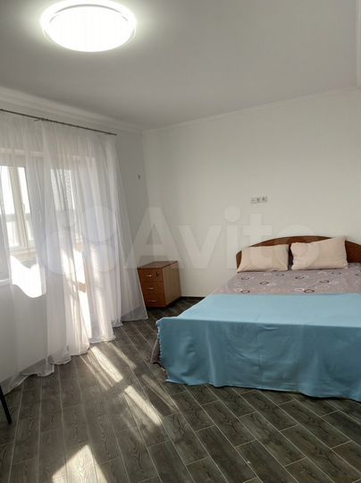 3-к. квартира, 90 м², 6/6 эт.