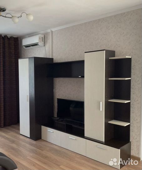 В наличии готовая стенка, рассрочка