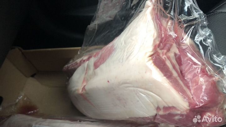 Мясо свинина корейка на кости охлажденная